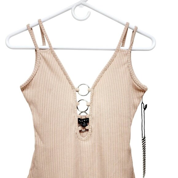Ribbed Pink Sleeveless Bodysuit With Silver Rings Detail Size S - Picture 5 of 9